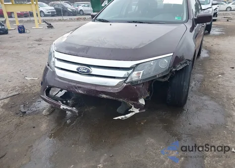 2012 Ford Fusion Se z USA, uszkodzony, nr VIN 3FAHP0HG2CR417968